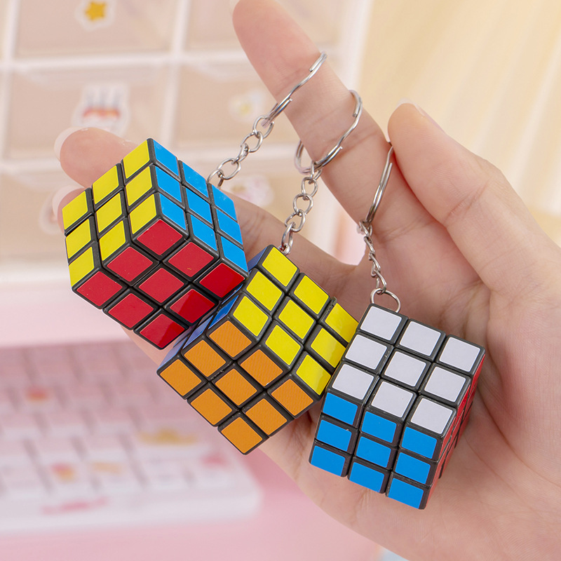 Gantungan Kunci Puzzle Dadu 3 x 3 x 3 cm dengan Bahan Karet — 5