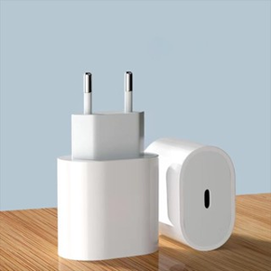 Adaptor Charger Lightning 25W USB C Fast Charging Smartphone Canggih
