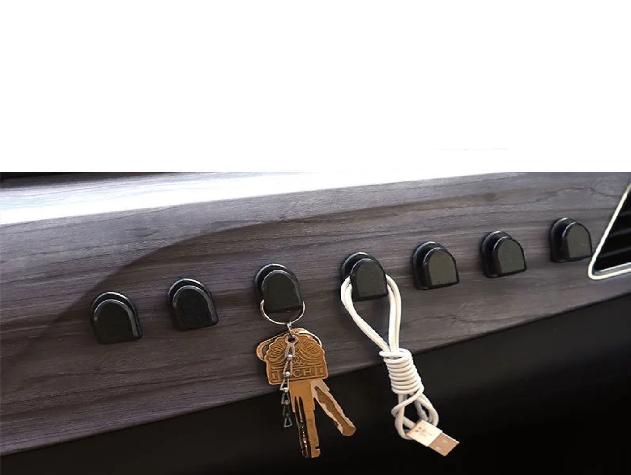 Dashboard Hook Mobil Serbaguna Gantungan Perekat Kuat dan Awet — 10