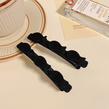 Jepit Rambut Velvet Mawar Cantik Aksesoris Elegan Untuk Wanita — 6