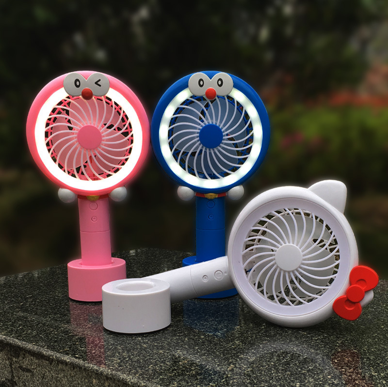 Kipas Angin Mini Portable Rechargeable Karakter Dengan Lampu Led — 7