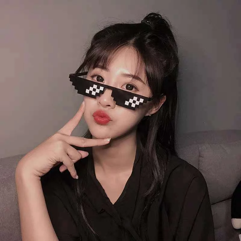 Kacamata Hitam Thug Life Mosaic Pria Wanita Fashion Style Design Keren — 3