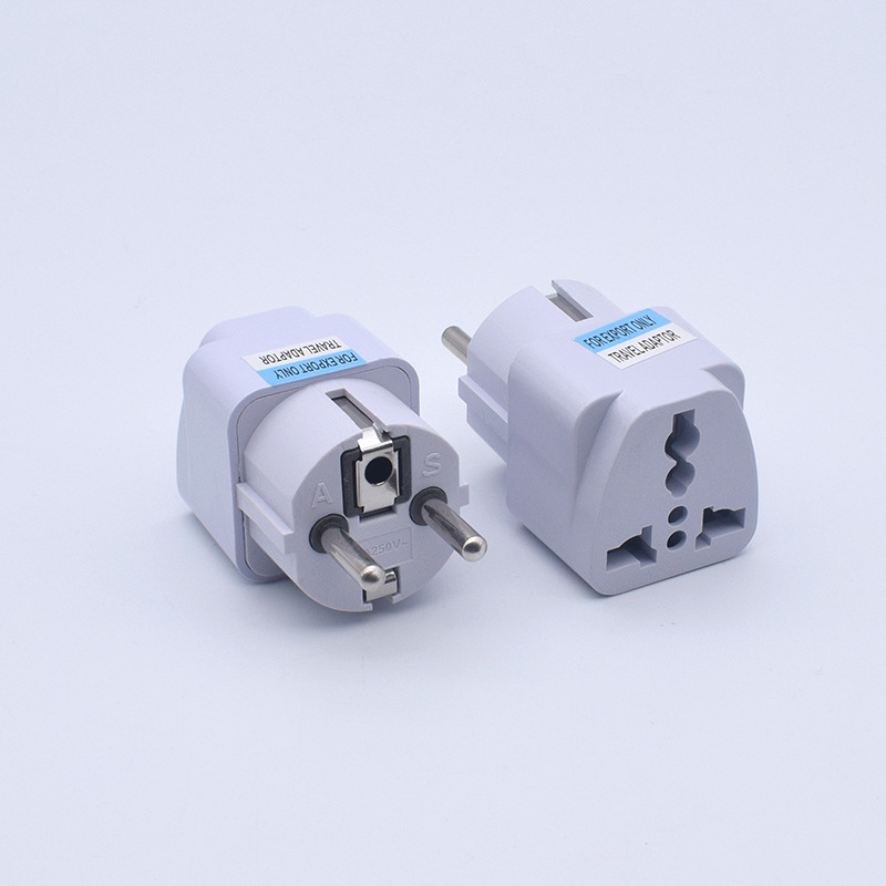Sambungan Colokan Listrik Over Steker Adaptor Travel Universal Kaki 3 — 7