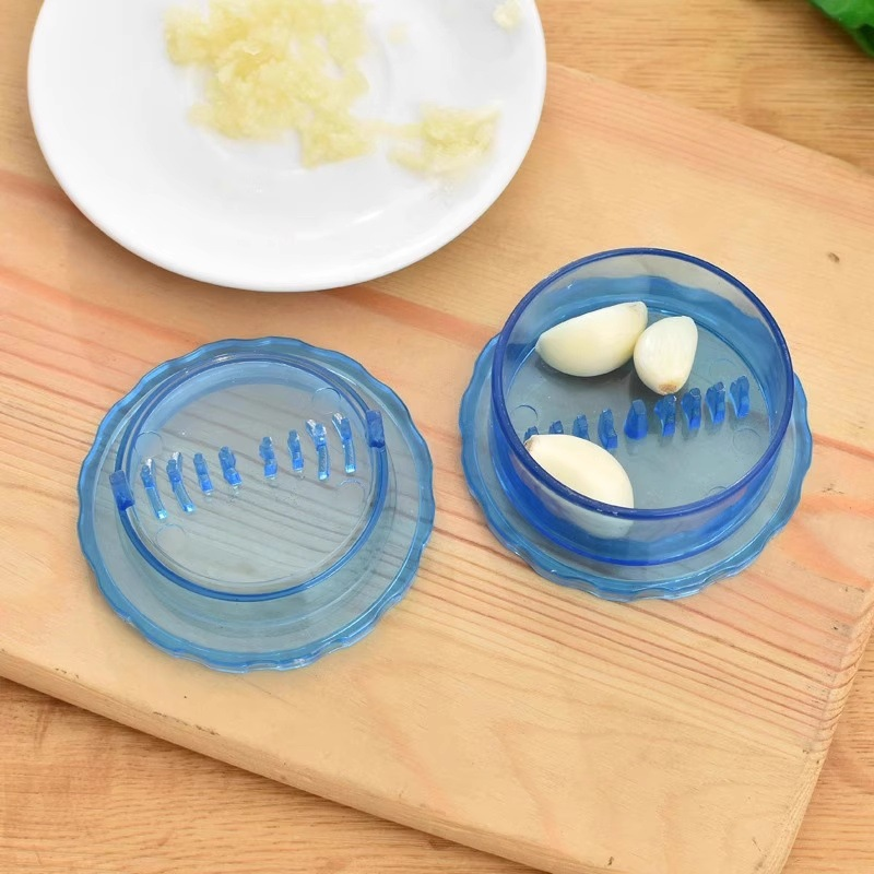 Alat Penghancur Penghalus Penggiling Bawang Cabe Putar Manual - Biru — 6