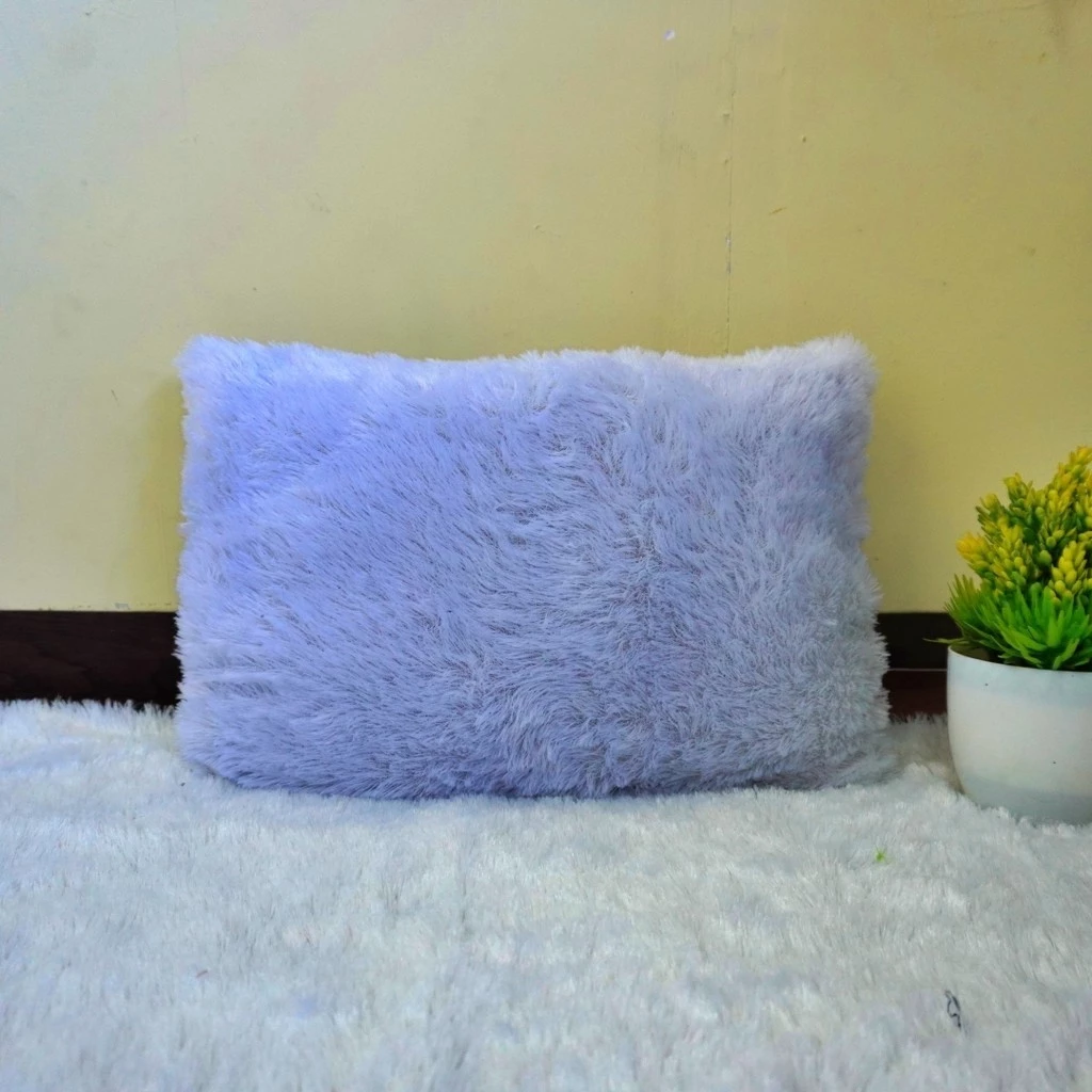 Bantal Sofa Bulu 2 Tampilan Aesthetic Elegan Dekorasi Kamar Ruangan — 9
