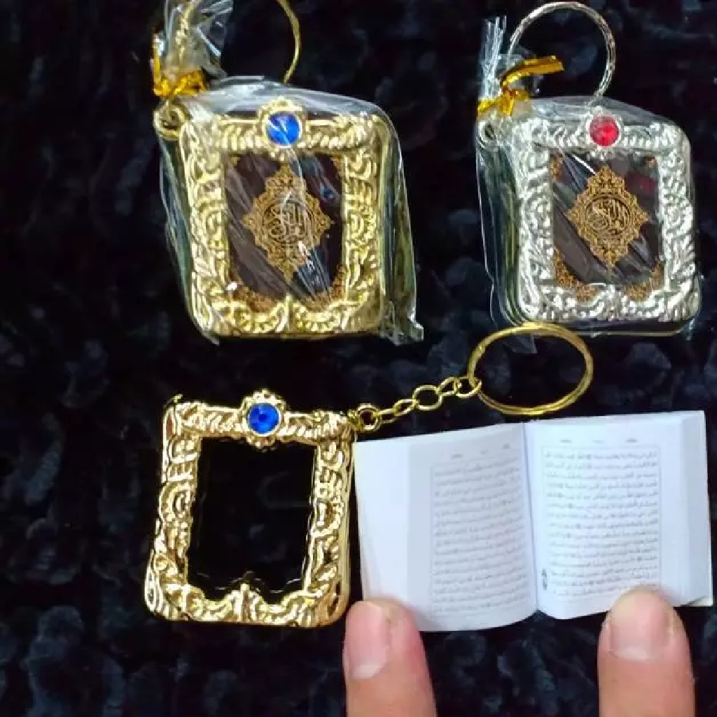 Gantungan Kunci Al Quran Mini Souvenir Unik Keychain — 6