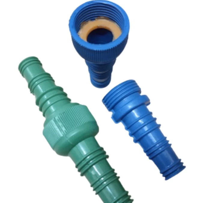 Konektor Sambungan Selang Air Plastik PVC Praktis — 4