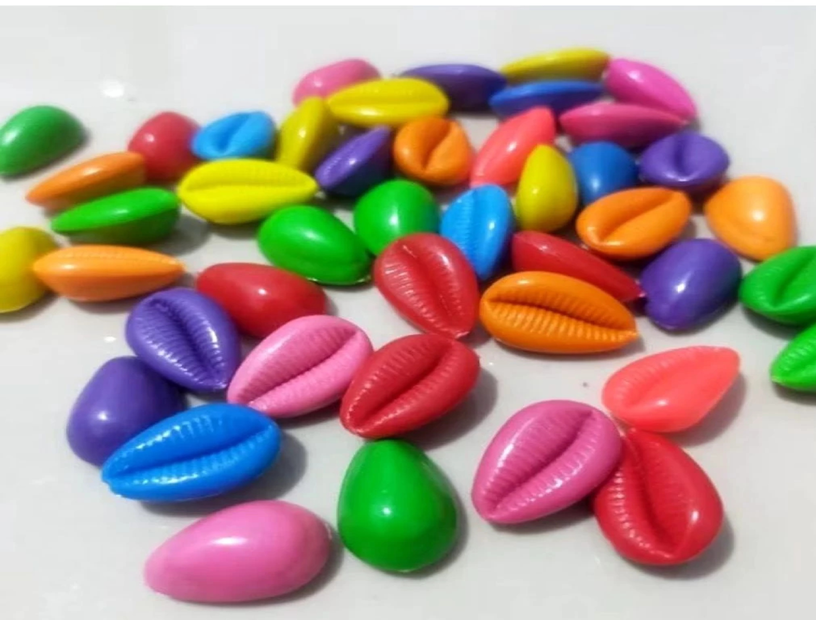 Biji Congklak Plastik Lucu Aesthetic Permainan Jadul Kuwuk Warna Warni — 6