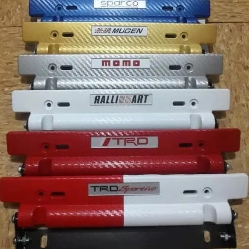 Dudukan Plat Nomor Karbon JDM Dengan Desain Racing — 5