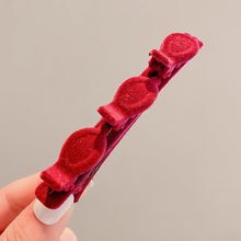 Jepit Rambut Velvet Mawar Cantik Aksesoris Elegan Untuk Wanita — 8