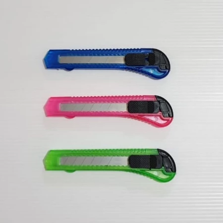 Pisau Kater Cutter Besar Plastik Transparan Dengan Safe Lock 18m — 7
