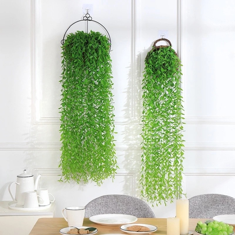 Daun Rambat Juntai Tanaman Plastik In Interior Hiasan Dinding Sintetis — 6