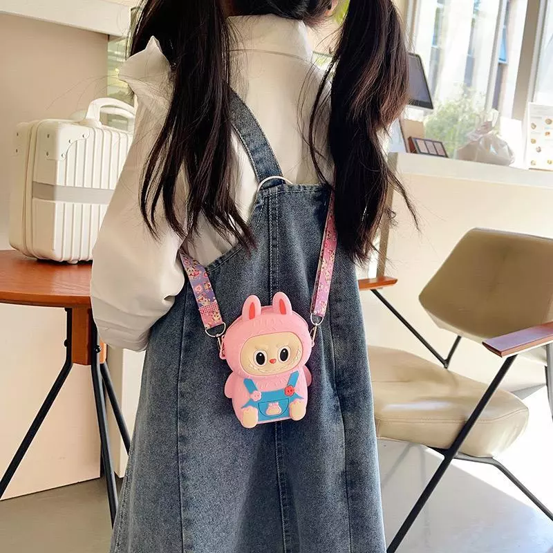 Tas Selempang  Anak Silikon Mini Labubu Viral Motif 3D Rubber Sebaguna — 3