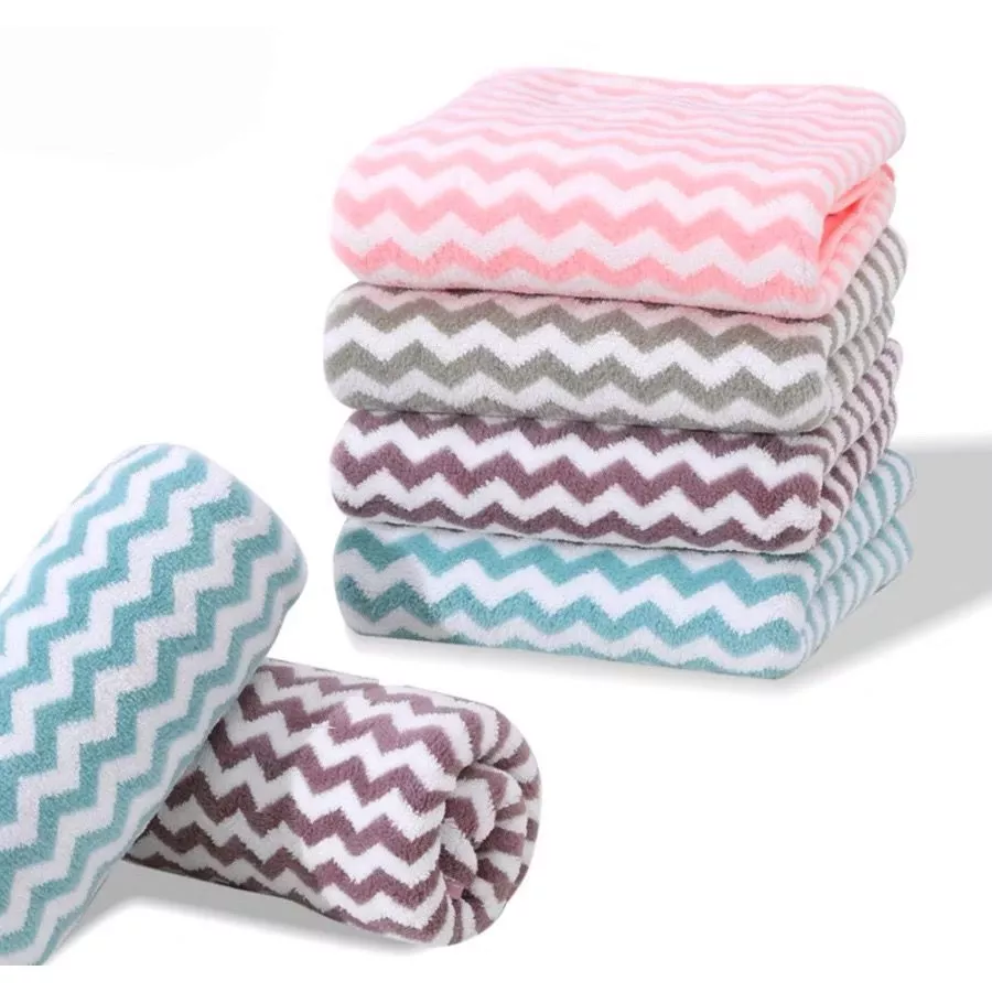 Handuk Mandi Dewasa Bayi Strip Salur Bulu Lembut Tali Gantung — 6
